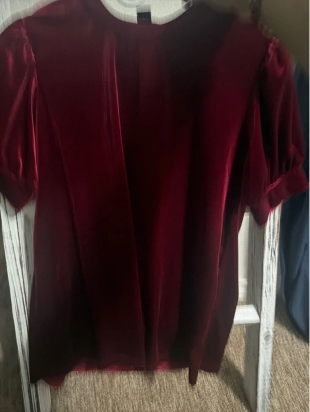Short sleeve maroon sleeve shirt velvet